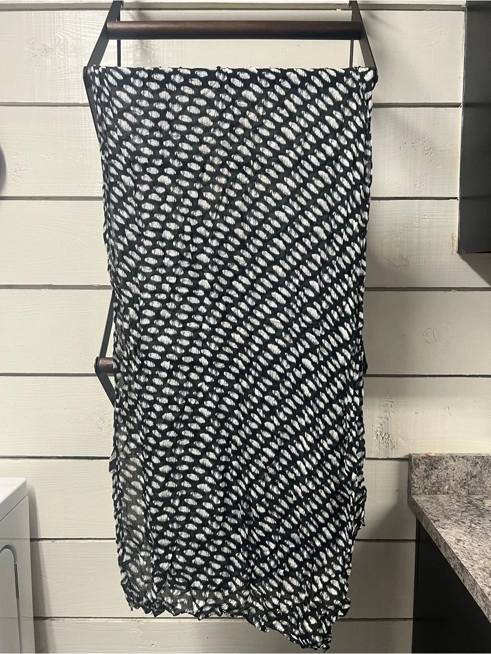 4 Black & White Patterned Scarfs